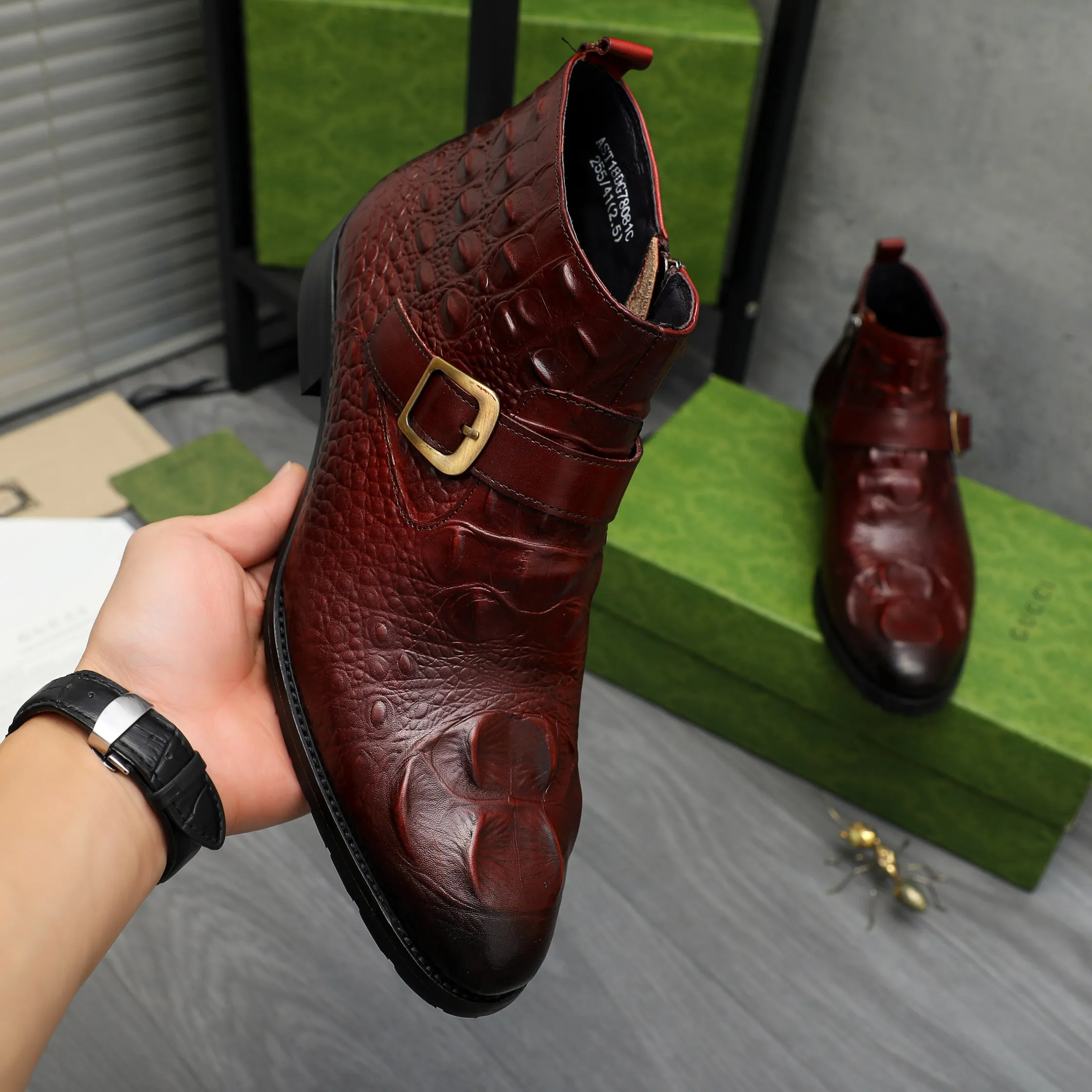 Men's shoes 💰p620 Product trademark: GUCCI "Gucci" high-top business leather shoes Regular size: 37-46 (37.46 is custom-made and non-returnable) Product materials: Selected crocodile pattern cowhide upper, pigskin lining, rubber outsole